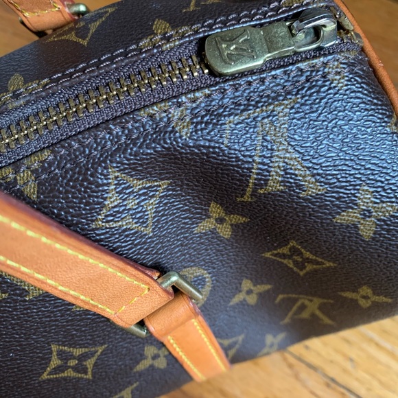 Louis Vuitton Bag - Picture 6 of 7